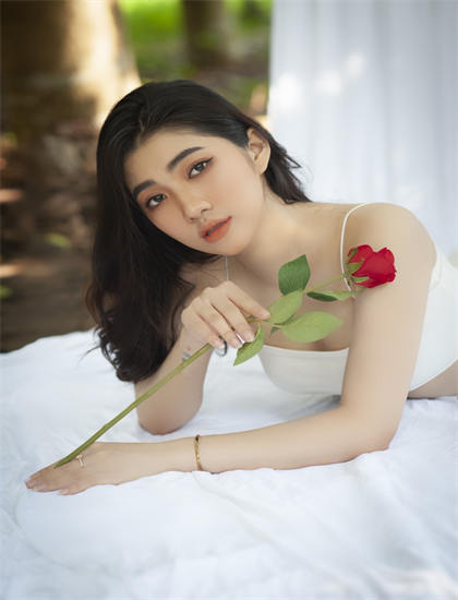 欧美饰品_爱人在线观看完整免费观看_快播看电影你懂得